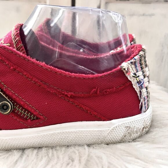 Blowfish Malibu Red Canvas Fruit Sneakers Slip on Boho Comfort - Womens Size 8 - Picture 3 of 8